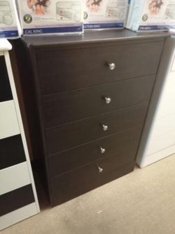 Five drawers dresser