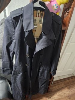 NEW Burberry  Coat 