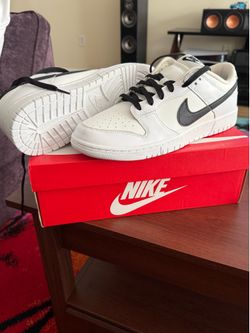 Nike Dunk Low size 11 brand new