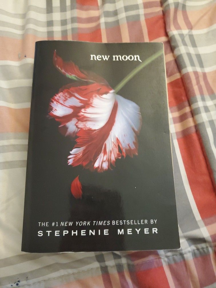 New moon book