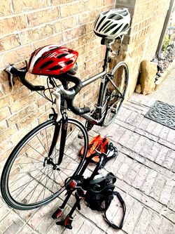 SPECIALIZED RACE/road BIKE 🚴 (great SHAPE & CONDITION:10/10)