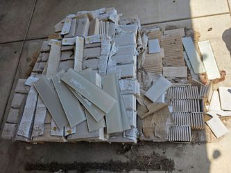 Free tile