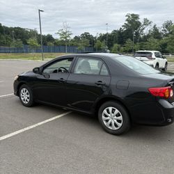2010 Toyota Corolla. 207.000 Miles