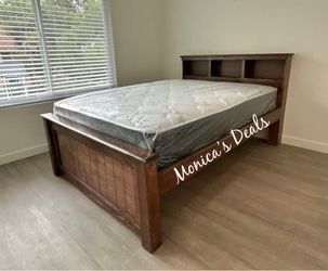 Full Solid Wood Bed With Mattress $440
