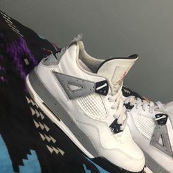 Jordan 4s