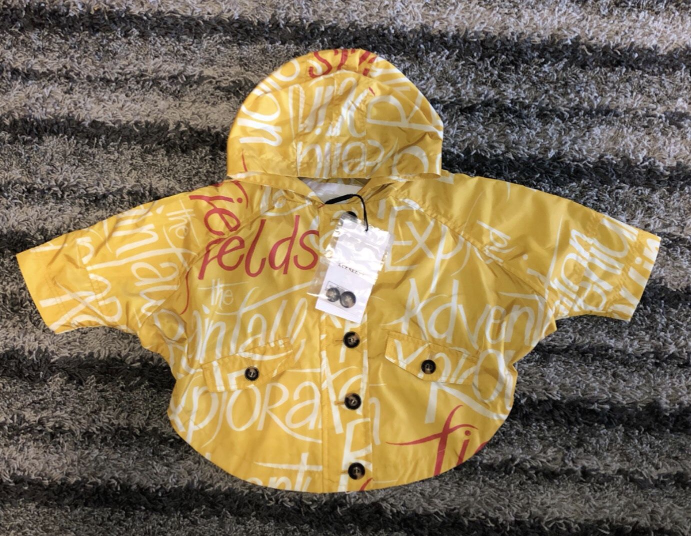 Burberry rain coat baby unisex 6 months NWT Originally 295$$$$$