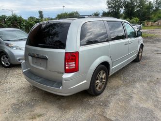 2011 Chrysler Town & Country