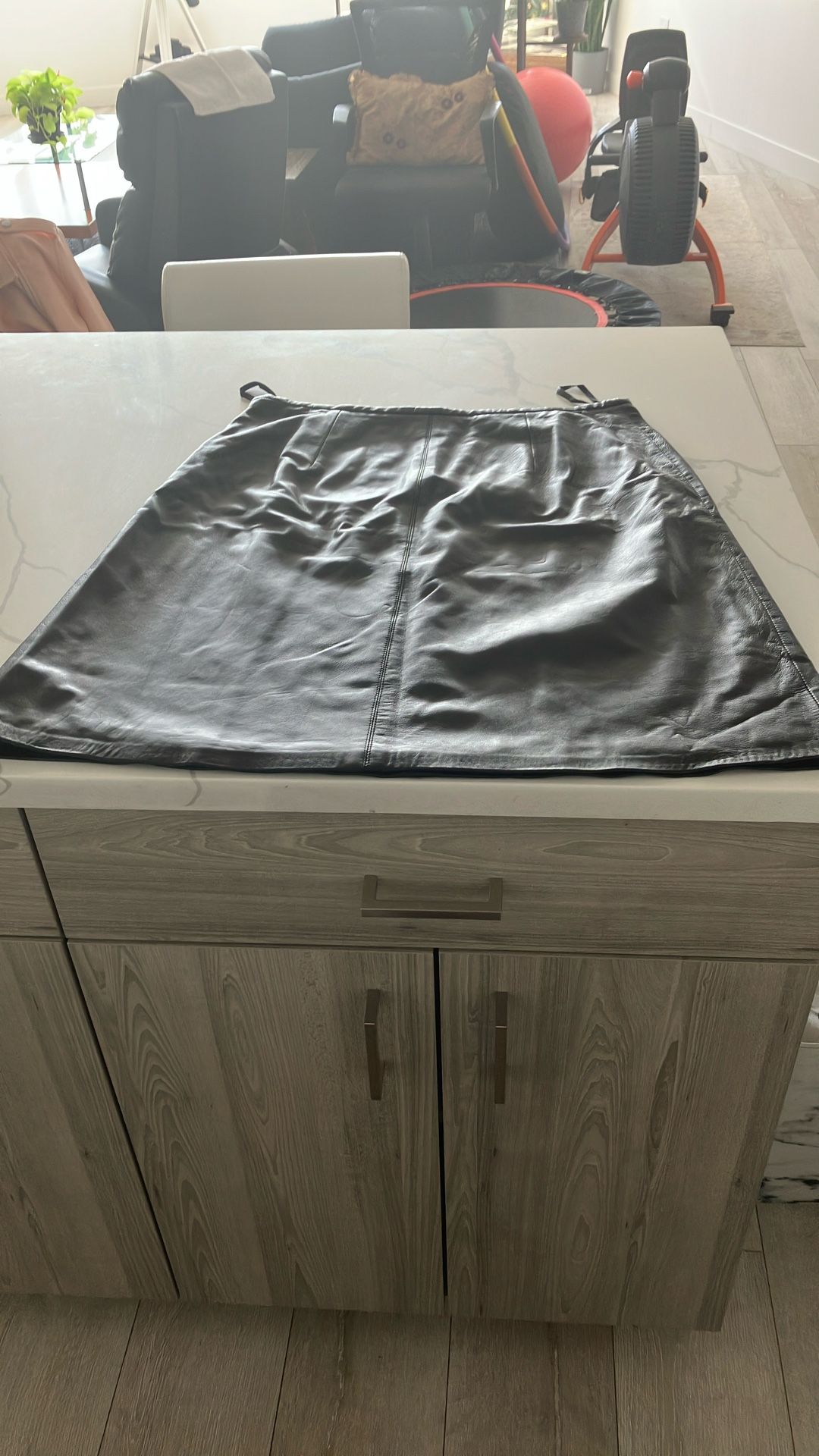 Leather skirt