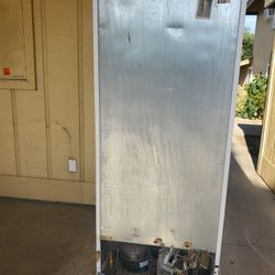 Refrigerator For Sale