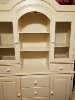 China cabinet
