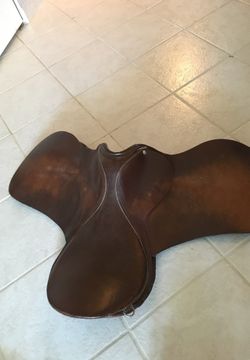 English saddle