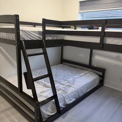 Bunk bed three beds with desk mattress included