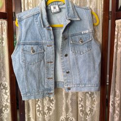 vintage cropped denim vest!