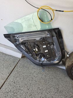 Tesla door model 3