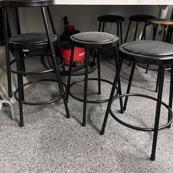 Shop stools with adjustable legs (4 stools)