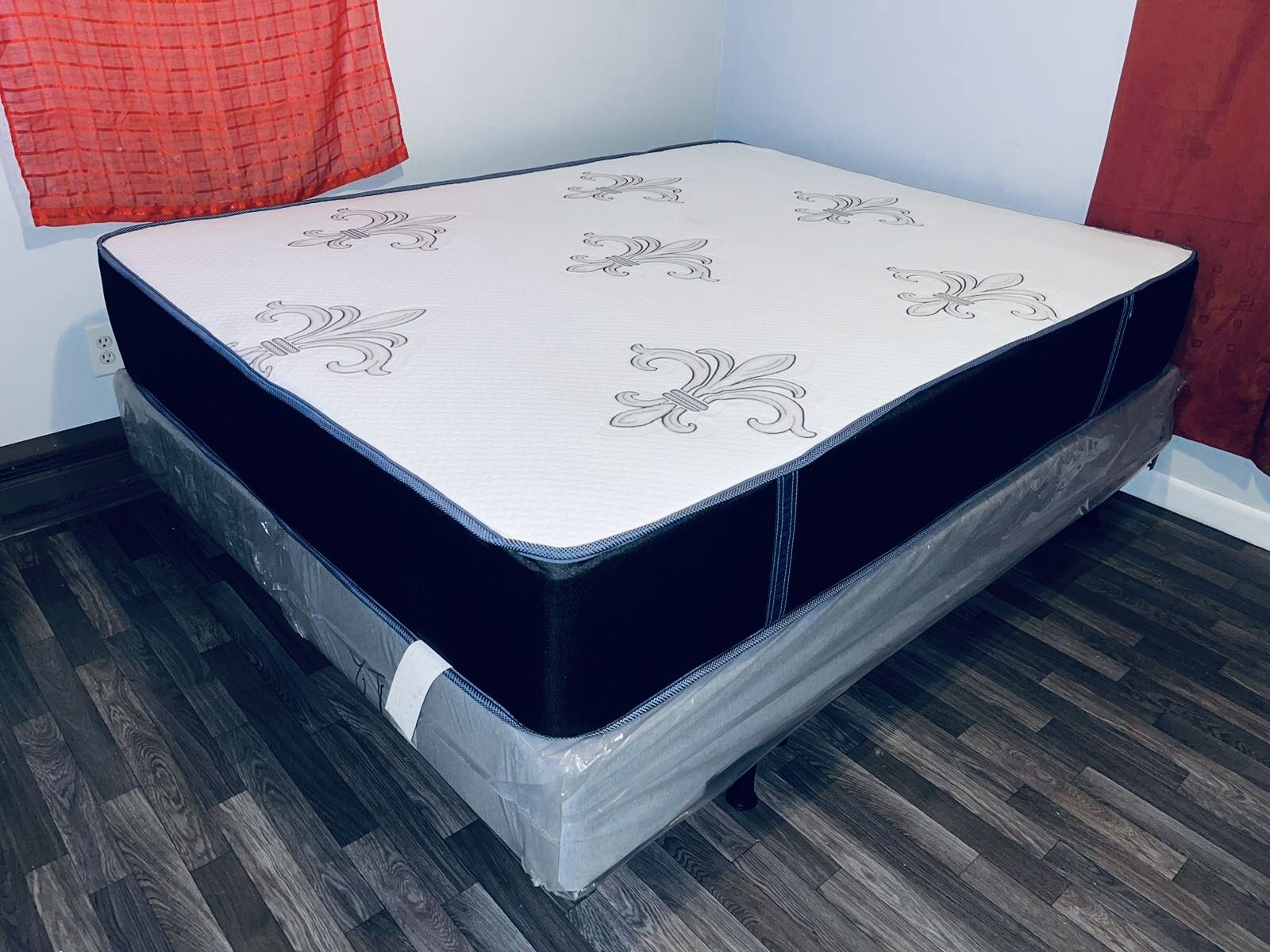 Queen size Foam Encased 12”thick with Regular Box Spring Brand New( FREE DELIVERY 🚚)