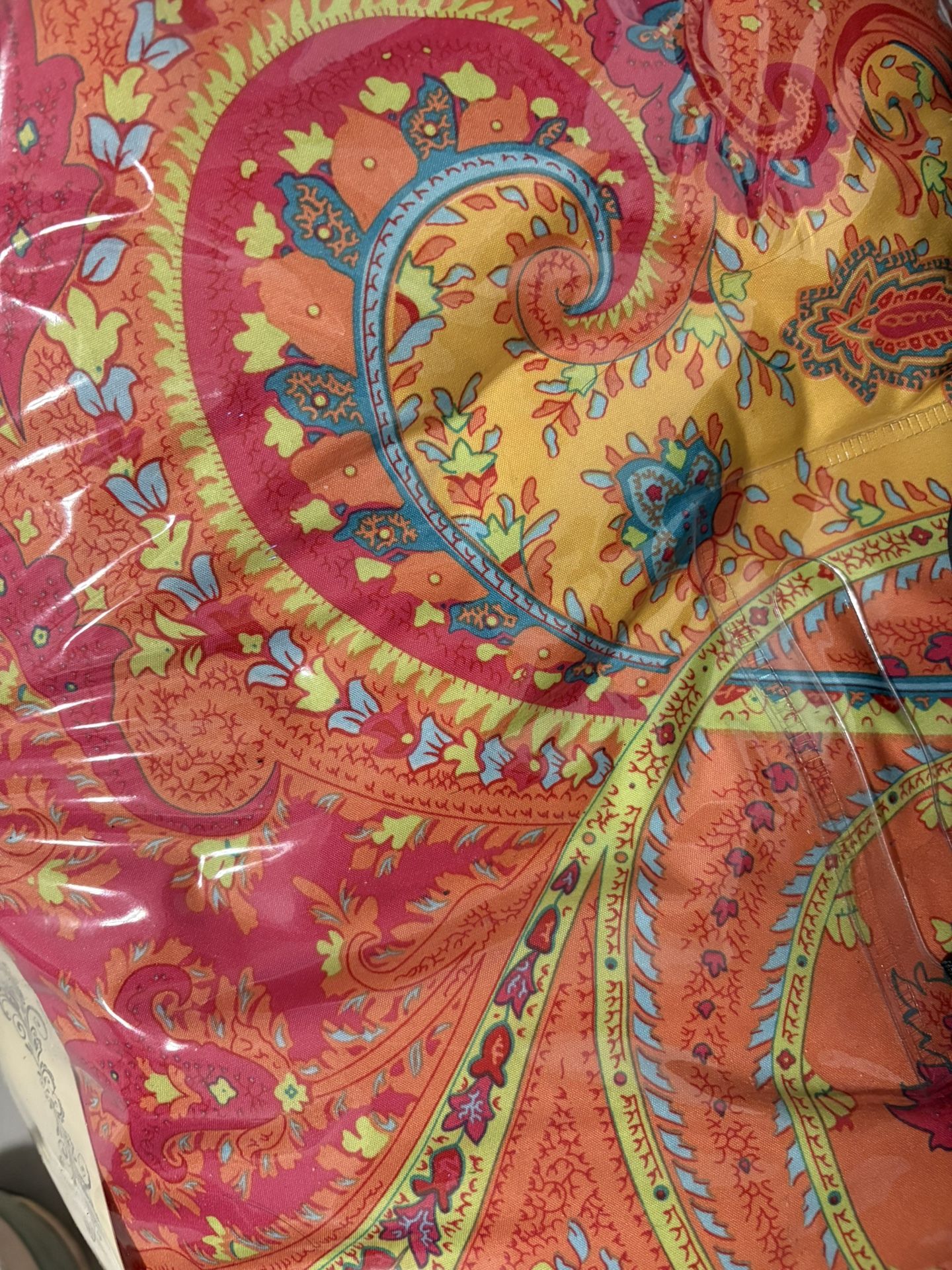 BRIGHT PAISLEY BEDDING SET Microfiber FULL size 