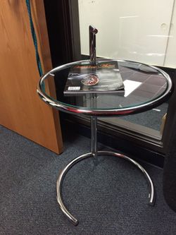 Eileen Gray end table