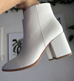 SHEMEE Woman’s Square Toe Chuncky Ankle Booties Block Mid Heel Side Zipper Short Boots