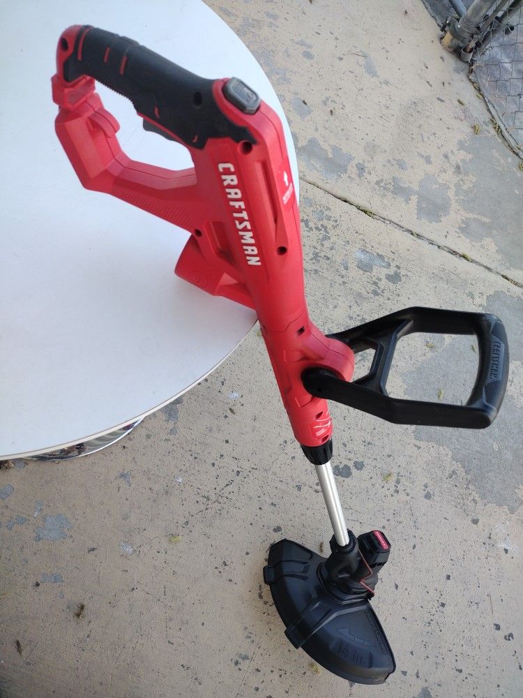 CRAFTSMAN Electric Weedter Swivel Two Times Used Only