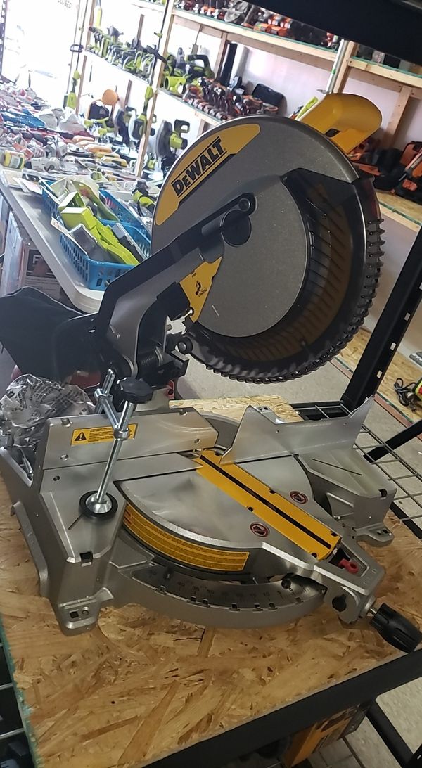 DEWALT 15 Amp Corded 12 in. Compound Single Bevel Miter Saw for Sale in
