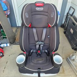 Graco booster seat with harness