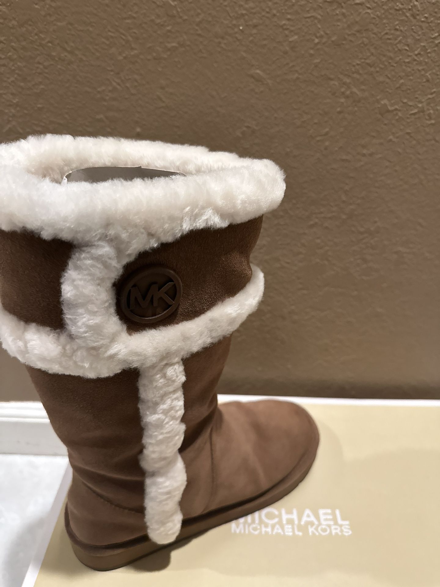 mk boots