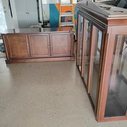 Ethan Allen China Cabinet
