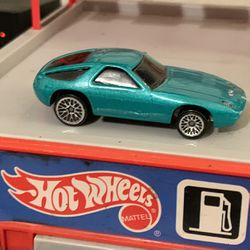 Hot Wheels Porsche 928 Turbo