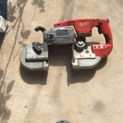 Milwawkee Bend Saw Battery Powered (tool only)