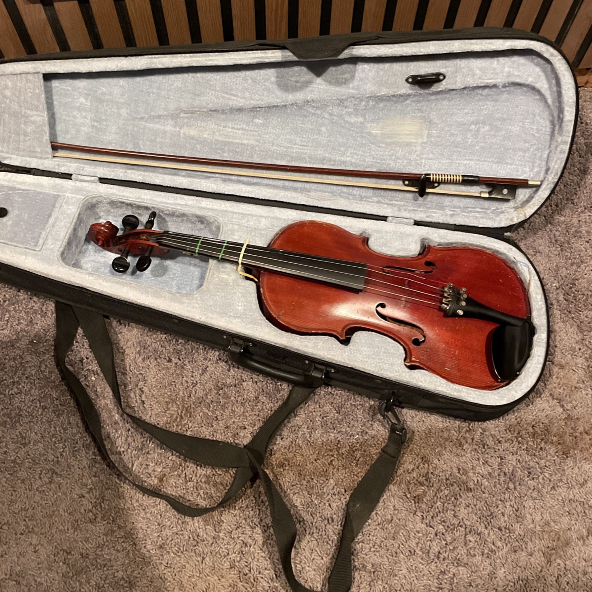 3/4 Violin In Stradivari Style Sold With Case