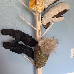 Mitten Rack
