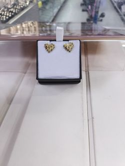 Gold Nugget Heart Stud Earrings