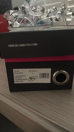 Vince Camuto girls sandal