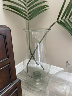 Potterybarn Glass Vase (floor Or Table) 