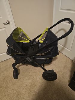 Evenflo Pivot Xplore Wagon Stroller