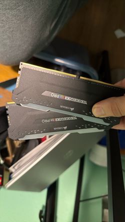 Corsair Vengeance RGB Pro RAM Kit (2x)