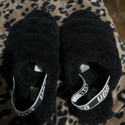 black uggs size 8
