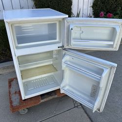 Small Fridge/ Freezer In Good Condition  By Kenmore 