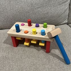 Melissa And Doug Deluxe Pounding Bench