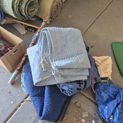 It's Moving Blankets In Good Condition