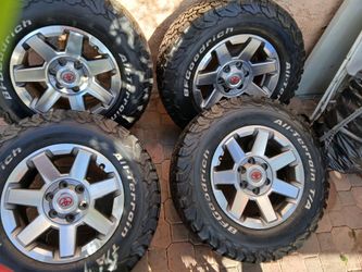JUEGO DE RRINES PARA TROCAS TOYOTA TACOMA TUNDRA SECOYA 4RUNER YANTAS BFGOODRICH SEMINUEBAS MEDIDA 17