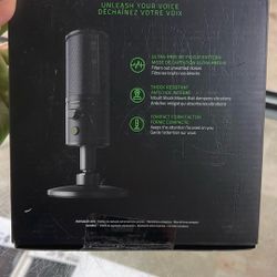 Seitan X Microphone