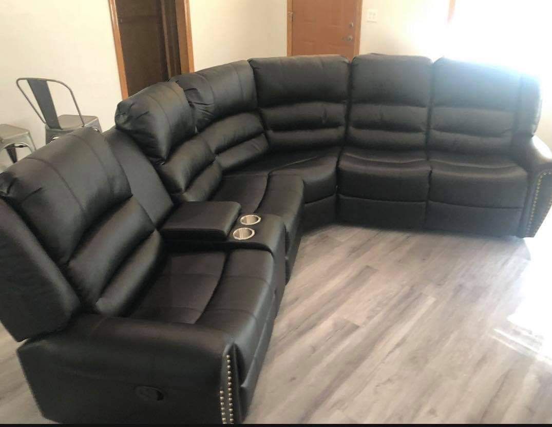 New Black Recliner Sectional Couch / Free Delivery