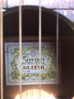 Suzuki Guitar No 700