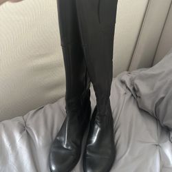 Leather Boots In Good Condition 