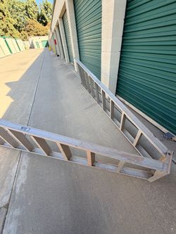 Aluminum 10 foot ladder Aluminum 10 foot ladder