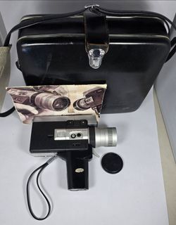 Canon Auto Zoom 518 Super 8 Movie Camera - PARTS OR REPAIR