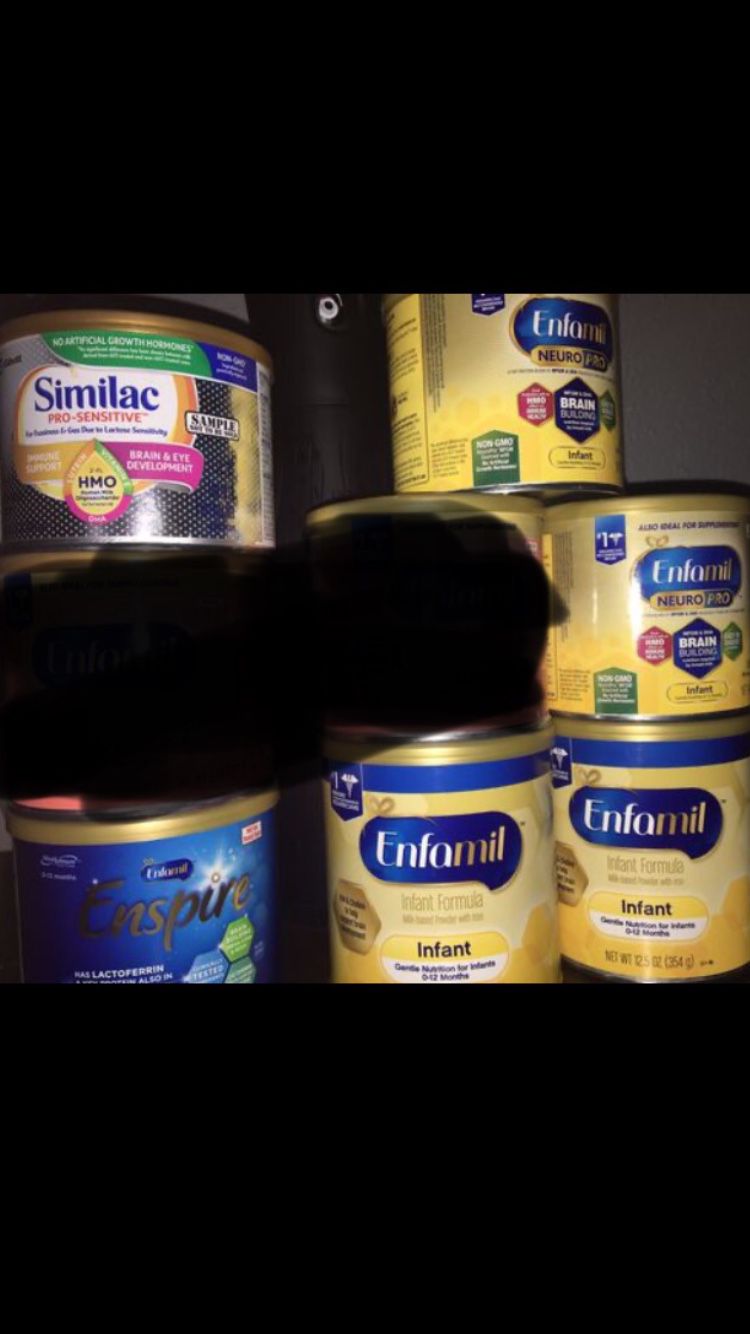 Enfamil and one Similac some or 4 smaller can and 2 or 12.9