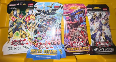 Yu-Gi-Oh packs (15)